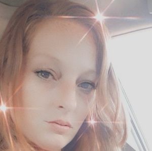 Meet your Posher, Chanel